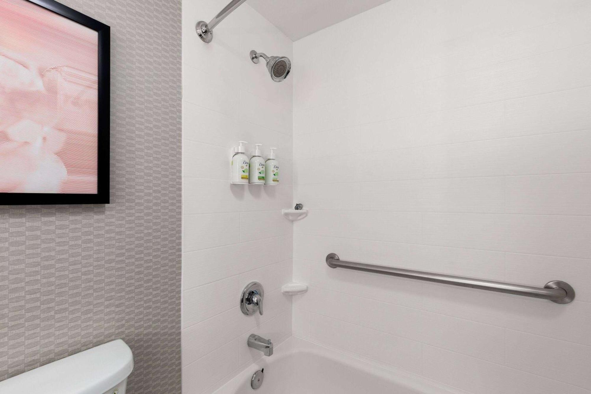 La Quinta By Wyndham Knoxville Central Papermill Екстериор снимка